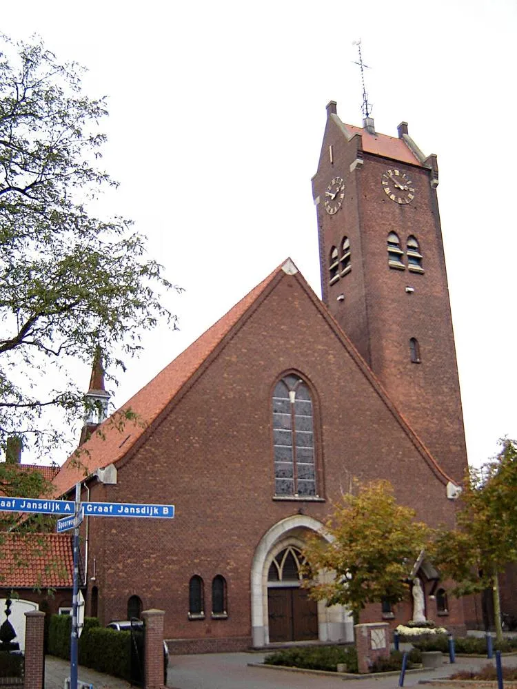 Westdorpe: Westdorpe - Onze-Lieve-Vrouw Visitatiekerk 2